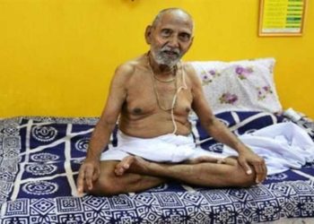 120 years old hindu saint says yoga celibacy key to age