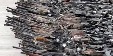 भारत, भारी मात्रा में हथियार खरीदने जा रहा है..