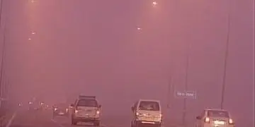 दिल्ली में फिर कोहरा, तापमान भी गिरा