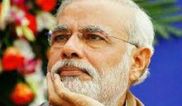 मोदी को गोद लेने की कोशिशें शुरु, रजिस्ट्रार दफ्तरों में लगी अर्जियां ! 1 pak 11