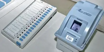 पर्ची वाली EVM से होंगे 2019 के चुनाव, केंद्र ने मंजूर किया 3000 करोड़