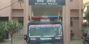 हॉस्टल में सीनियरों ने तीन सगे भाईयों का यौन किया शोषण