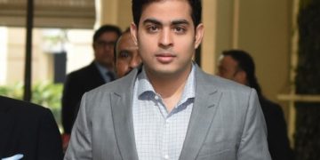 1517302516 akash ambani