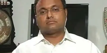 कार्ति चिदंबरम की जमानत, पर HC ने CBI से मांगा जवाब