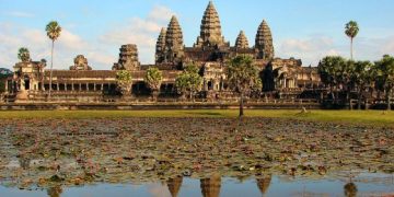 largest hindu tample angkor wat दुनिया सबसे बड़ा मंदिर newstodayreport