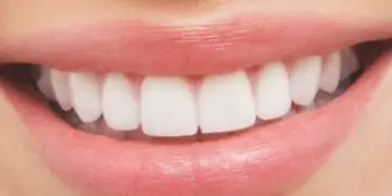  दातों को रखें सेहतमंद और चमकीला
