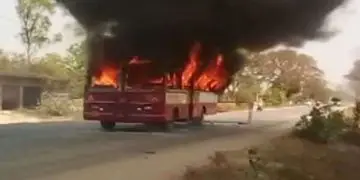 भारत बंद हिंसक हुआ दलितों का प्रदर्शन, 4 की मौत, लगा कर्फ्यू,