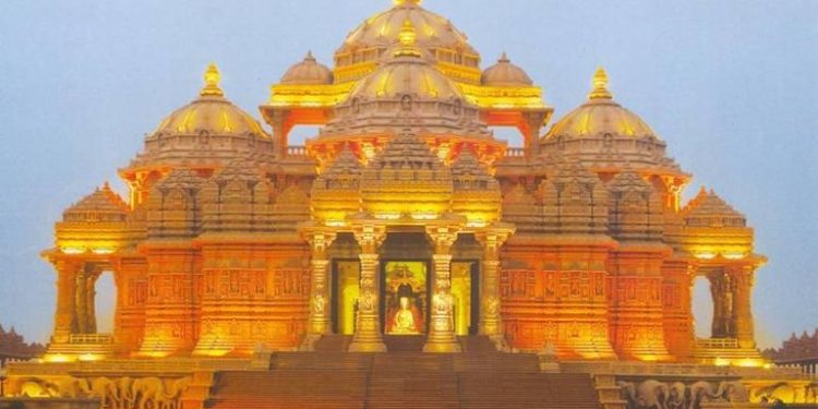 दुनिया के 10 अविश्‍वसनीय मंदिर