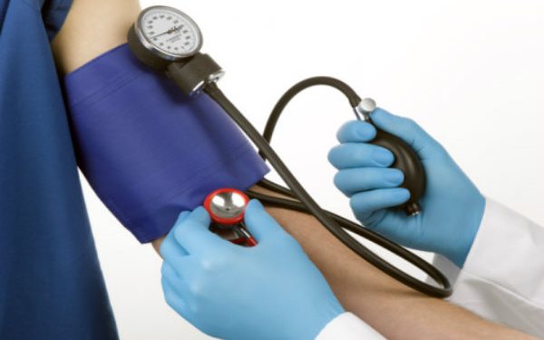 ब्‍लड प्रेशर लो होने पर करें ये उपाय