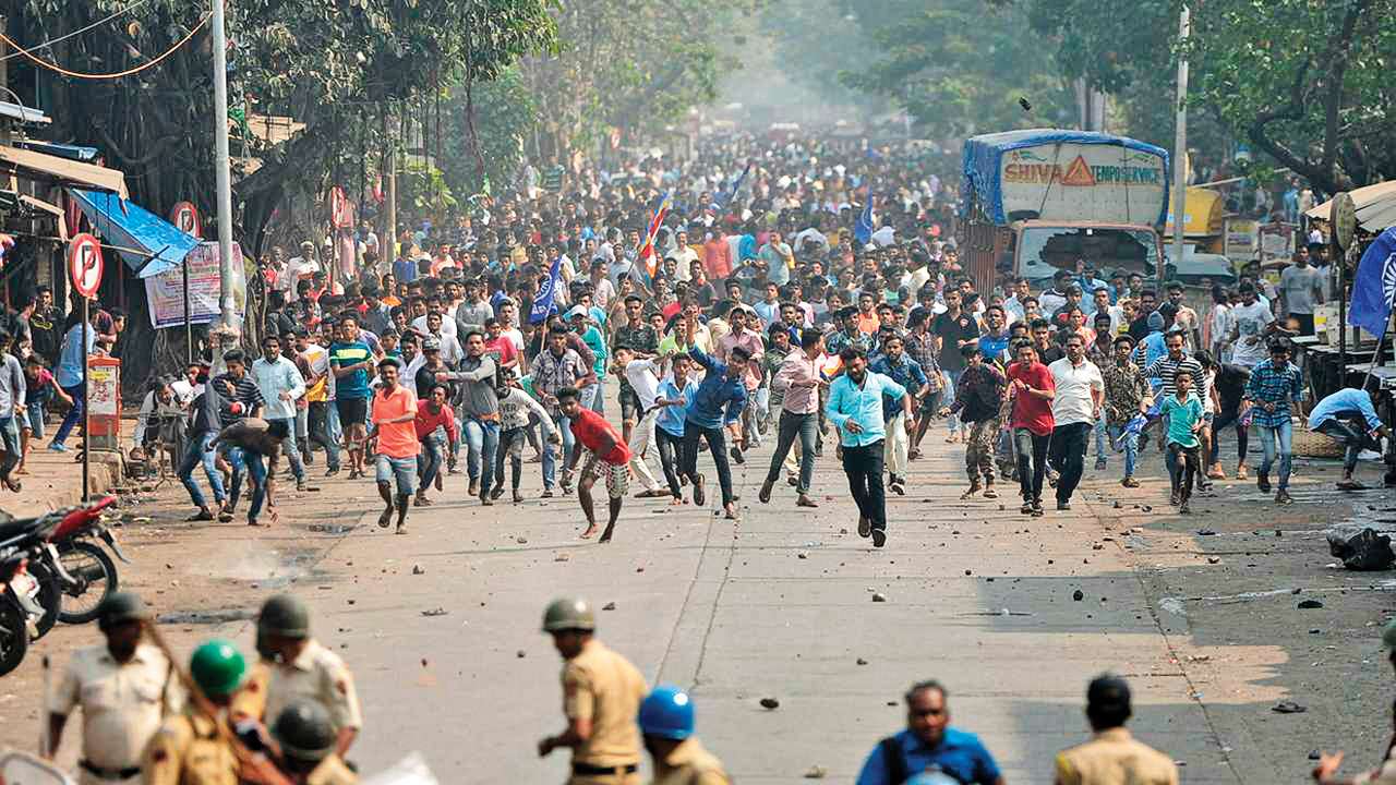 639809 dalit protesters 01