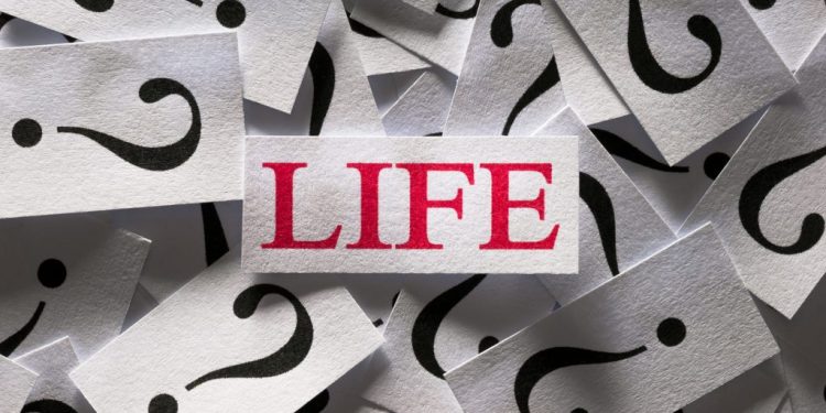 संकट जीवन को गढ़ते हैं 1 PROBLEMS AND LIFE