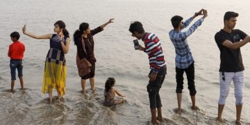 INDIA. Mumbai. Chowpatty Beach. 2018.