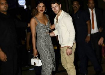 प्रियंका गोवा पहुंचे बॉयफ्रेंड निक के साथ