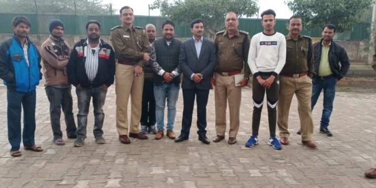 ef749740 35fe 4fc8 bb98 0bb6eaa688d3