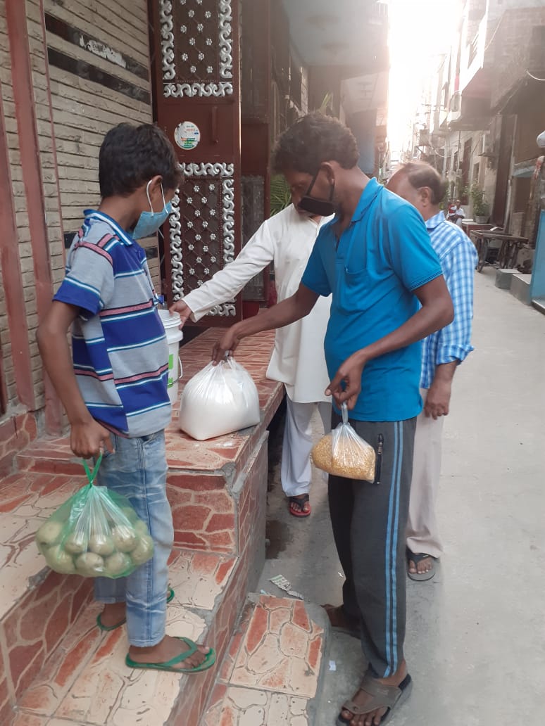 लॉकडाउन को लेकर जनता नहीं है गंभीर- राम गोपाल 3 6f14f304 ba58 4bb7 8100 e4b411c4515c