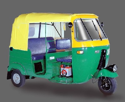 ऑटो चलाने में अब कमाई नहीं 1 Auto rickshaw 55