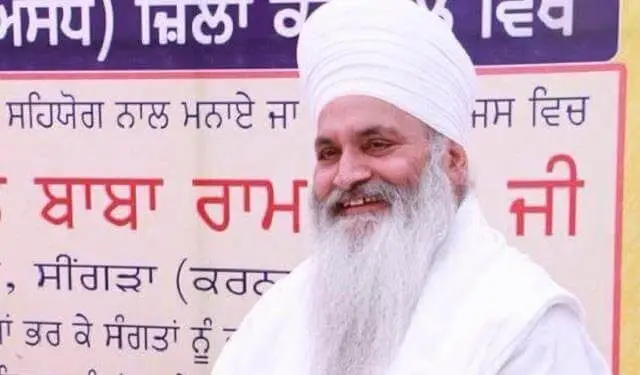 संत राम सिंह का अंतिम दर्शन करने पहुंचे सुखबीर बादल... 1 संत राम सिंह का अंतिम दर्शन करने पहुंचे सुखबीर बादल...