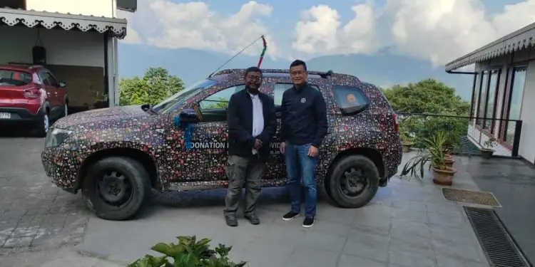 देश का हाल जानने के लिए तय किया 25 हजार KM का सफर... 1 देश का हाल जानने के लिए तय किया 25 हजार KM का सफर...
