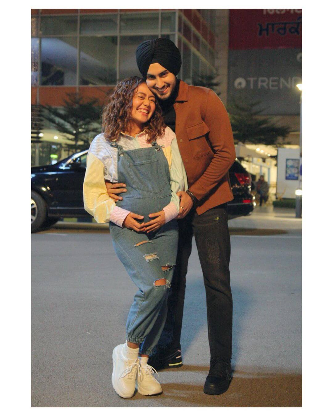 neha baby bump