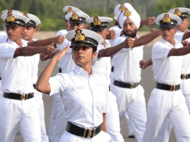 भारतीय नौसेना लघु सेवा आयोग के अधिकारी विभिन्न प्रवेश... 2 permanent commission for women in navy