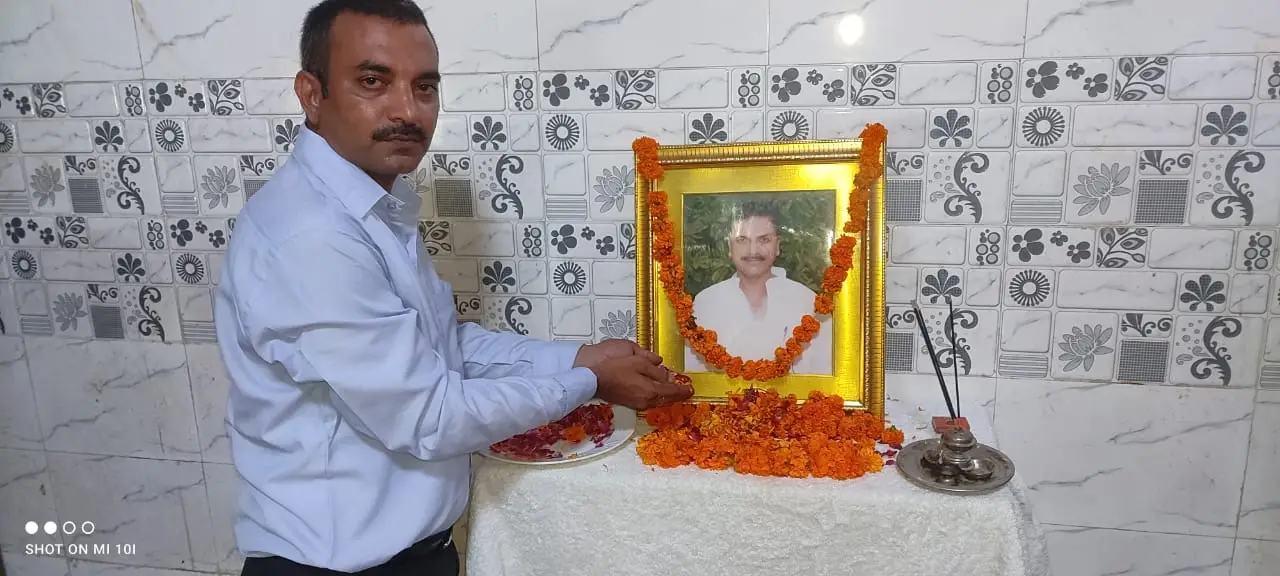 भोजपुरी सेवा समिति कि 13वीं वर्षगांठ पर संस्थापक बाबू महंथ सिंह को दी गई श्रद्धांजलि