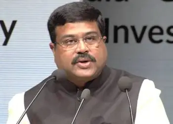 स्वास्थ्य कर्मियों एवं नागरिकों को बधाई ..धर्मेन्द्र प्रधान