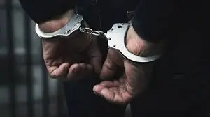 Drug Smuggling Case: पुलिस की बड़ी कार्रवाई, करोड़ों रुपये की हेरोइन बरामद; 2 तस्करों को रंगे हाथों दबोचा 1 Drug Smuggling Case: पुलिस की बड़ी कार्रवाई, करोड़ों रुपये की हेरोइन बरामद; 2 तस्करों को रंगे हाथों दबोचा