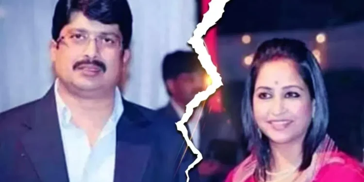 राजा भैया की पत्नी भानवी सिंह का बड़ा आरोप: 'दबाव में मेरा और बेटियों का नाम वोटर लिस्ट से कटवाया', सीएम योगी को लिखा खुला पत्र 1 raja bhaiya