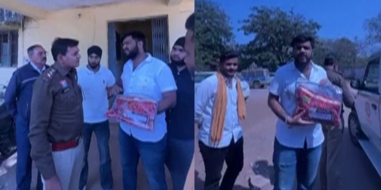 Nsui Leader Fir: Nsui विधानसभा अध्यक्ष वरुण केवलतानी पर Fir; यातायात प्रभारी Ti से अभद्रता करने का लगा आरोप 1 11 11