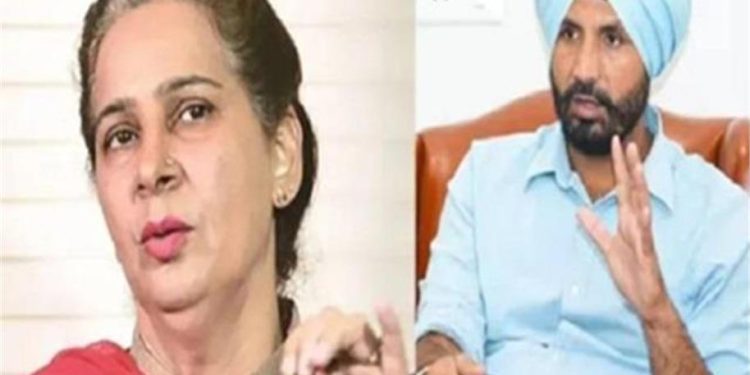 Navjot Sidhu Vs Raja Warring: सिद्धू ने राजा वड़िंग को बताया 'बीमार', बोले- &Quot;इलाज की जरूरत तुम्हें है&Quot;, सियासत में मचा हड़कंप 1 12 3