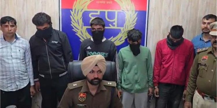 Haryanvi Singer Harsh Gupta Arrested: हरियाणवी सिंगर हर्ष गुप्ता गिरफ्तार, पुलिस ने इस गंभीर मामले में कसा शिकंजा 1 18 14