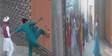 25 8