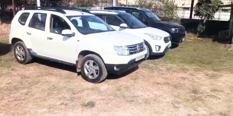 Surajpur Police Action: फेयरवेल पार्टी में स्टंटबाजी पड़ी महंगी! सूरजपुर पुलिस ने सिखाया छात्रों को सबक, गाड़ियों पर लिया तगड़ा एक्शन 1 5 15