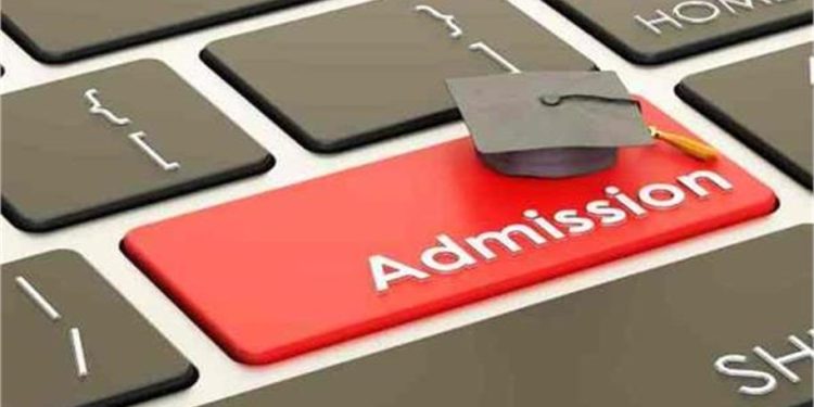 बड़ी खबर: हरियाणा के छात्रों के लिए बंद हुए ब्रिटेन के दरवाजे? कई प्रतिष्ठित यूनिवर्सिटीज ने लगाई रोक, जानें क्या है असली कारण 1 8 26