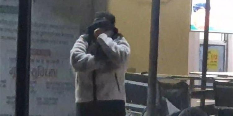 Detc Arrested: डिप्टी एक्साइज एंड टैक्सेशन कमिश्नर को पुलिस ने किया गिरफ्तार, भ्रष्टाचार के मामले में बड़ी कार्रवाई 1 8 9