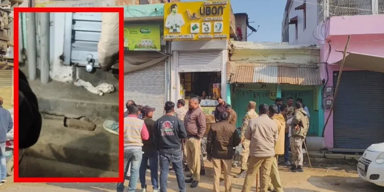 Ayodhya News: हाउस टैक्स के लिए अयोध्या नगर निगम की बड़ी लापरवाही, मकान के साथ लड़की को भी किया 'सील' 1 ayodhya news