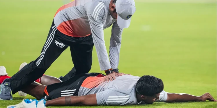 T20 वर्ल्ड कप में टीम इंडिया को बड़ा झटका? हर्षित राणा की चोट ने बढ़ाई टेंशन, Usa मैच से पहले लंगड़ाते दिखे 1 harshit rana injury