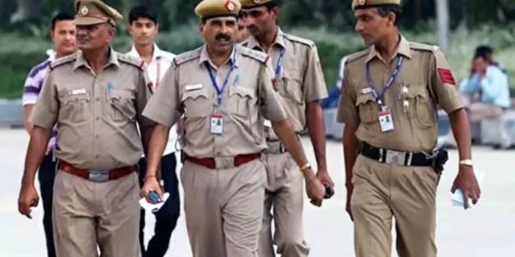 चमत्कार से कम नहीं! 13 साल पहले गलत ट्रेन पकड़कर झारखंड से केरल पहुंचा 7 साल का बेटा, अब हुआ मां-बाप से मिलन 1 jharkhand news 1280 720 12