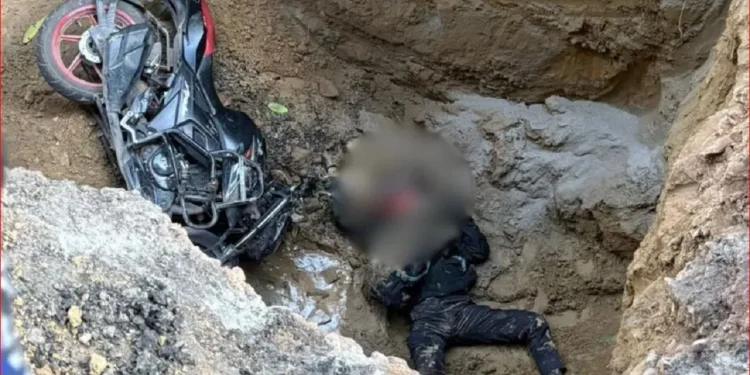 Janakpuri Accident: दिल्ली के जनकपुरी में गड्ढे में गिरने से बच्चे की मौत, फूट-फूटकर रोए पिता, लापरवाही पर उठे सवाल 1 kamal