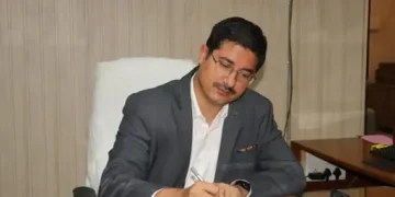 khandwa collector