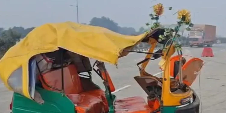 पटना में भीषण सड़क हादसा: अनियंत्रित ट्रक ने ऑटो को रौंदा, 6 यात्रियों की मौके पर ही दर्दनाक मौत 1 news 2026 02 01t092736.514