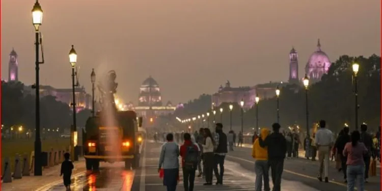 Weather Update: दिल्ली में समय से पहले 'हीटवेव' का डर, 27 डिग्री पहुंचा पारा; यूपी-बिहार में कोहरे का येलो अलर्ट 1 pikkk