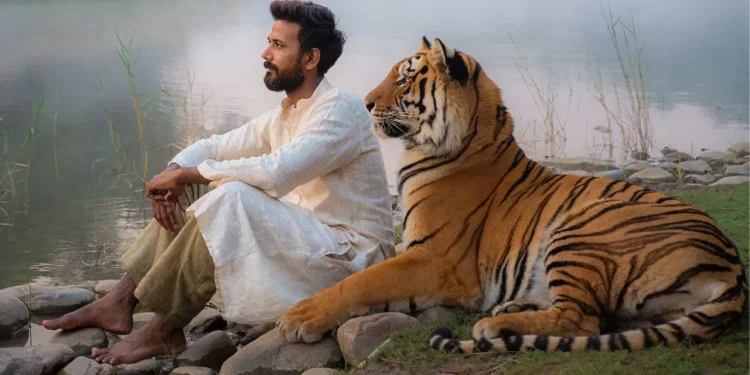 Delhi Zoo Animal Adoption: अब आप भी गोद ले सकते हैं बाघ और हिरण, दिल्ली चिड़ियाघर ने जारी की जानवरों की 'रेट लिस्ट' 1 tiger love