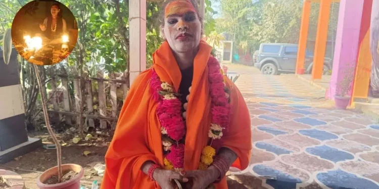 तेलंगाना की 'लेडी अघोरी' बनीं सबसे युवा महामंडलेश्वर! 18 भाषाओं का ज्ञान और सालों की तंत्र साधना; जानें कौन हैं ये रहस्यमयी सन्यासिनी? 1 1 2 2