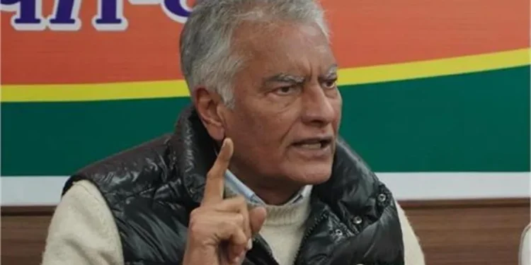 Sunil Jakhar Vs Aap: गिरगिट से की 'आप' सरकार की तुलना, सुनील जाखड़ का तीखा हमला; पंजाब में दो साल के जश्न के बीच छिड़ी जुबानी जंग 1 38 1 2