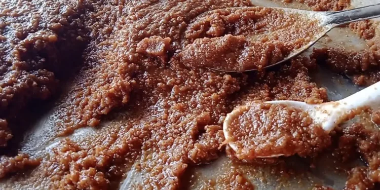 ईरान-इजरायल जंग की 'आंच' में जला बुंदेलखंड का स्वाद! 100 साल पुराने जायके पर मंडराया संकट; जानें कैसे आपके किचन तक पहुँचा युद्ध का असर 1 8 1 4