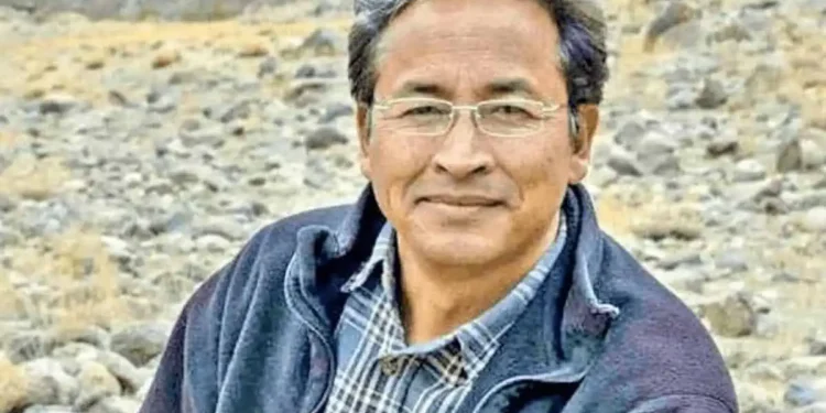 Sonam Wangchuk: रिहाई के बाद आंदोलन का रास्ता छोड़ेंगे सोनम वांगचुक? पत्नी गीतांजलि बोलीं- &Quot;अब केवल संवाद और सहयोग से निकलेगा हल&Quot; 1 Untitled design 18
