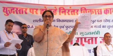 cm rekha gupta 7