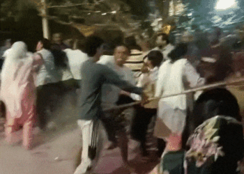 T20 वर्ल्ड कप की जीत का जश्न मातम में बदला! उज्जैन में दो पक्षों के बीच खूनी संघर्ष, लाठी-डंडों और चाकूबाजी में 10 घायल; इलाके में भारी तनाव 10 cover2 1 1773027885 1