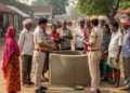 "बेटा नहीं हुआ तो पति ने छोड़ा, मां ने 4 बेटियों संग कुएं में लगाई छलांग"—समाज के ताने और अकेलेपन ने ली 5 जान, रूह कांप जाएगी!